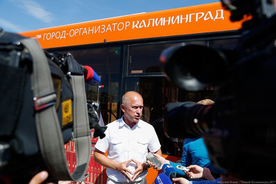 Чиновники обещают проверить, нужен ли светофор возле БФУ на ул. Невского