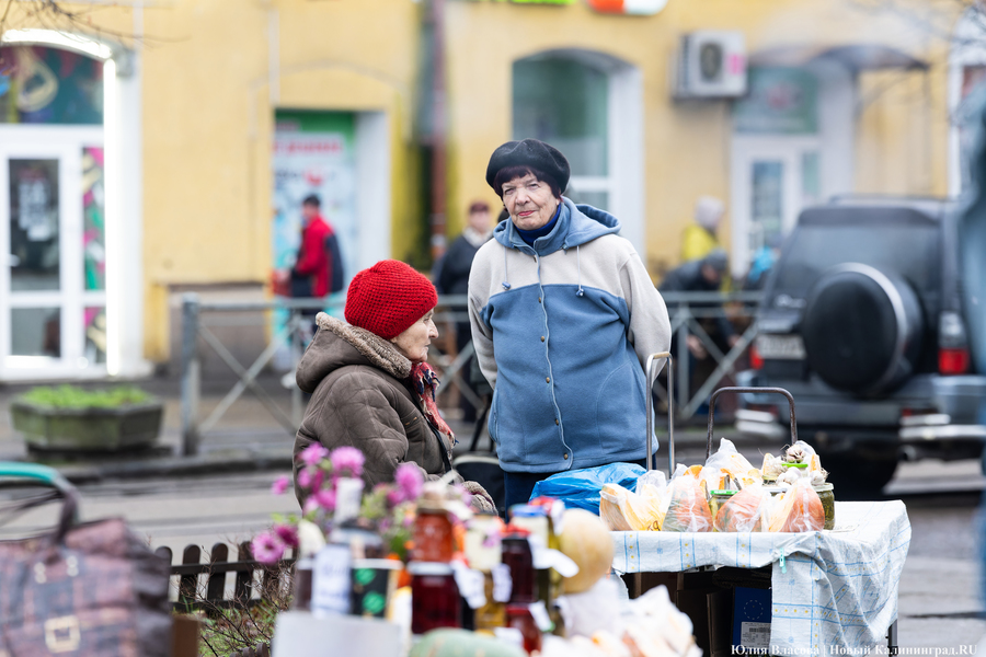 В Роспотребнадзоре области рекомендовали не покупать продукты у стихийных продавцов 