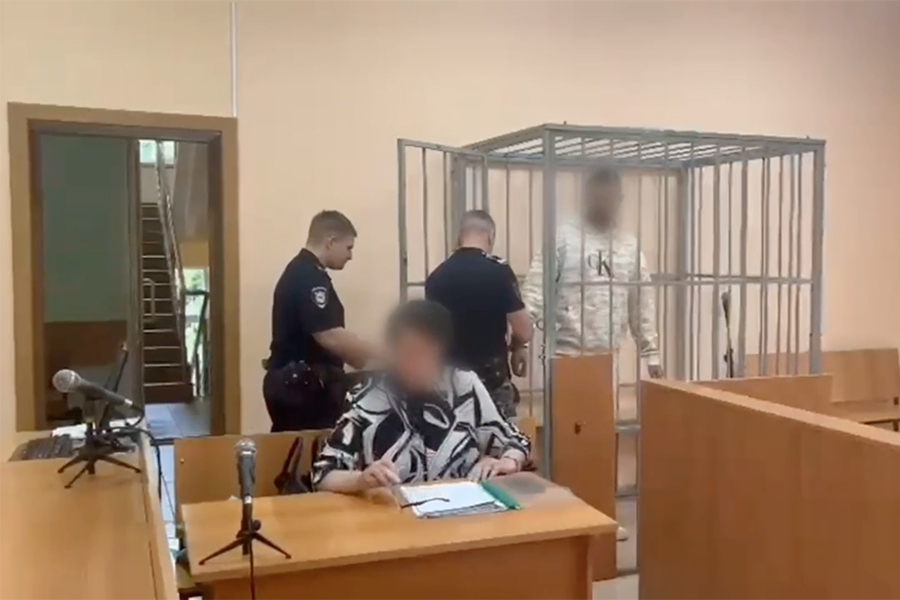 Бизнесмена, обвиняемого в хищении более 100 млн рублей, заключили под стражу (фото)