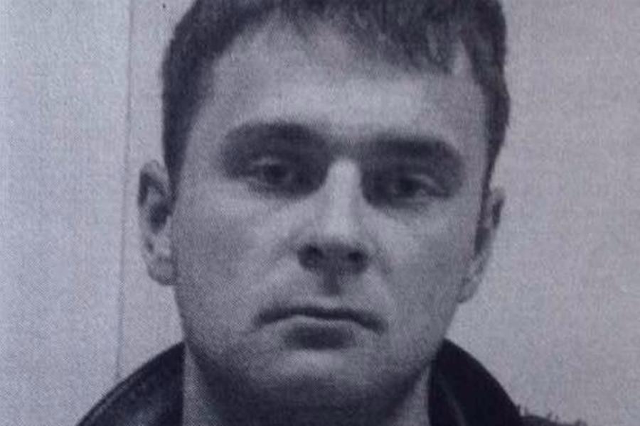 Полиция Калининграда разыскивает мужчину, подозреваемого в краже (фото)