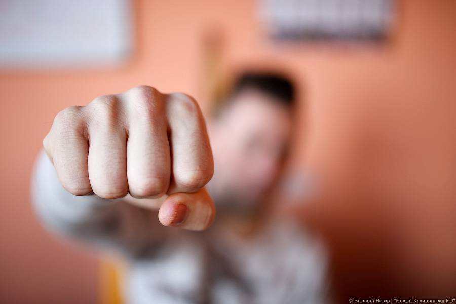 УМВД: в Калининграде мужчина избил третьеклассников