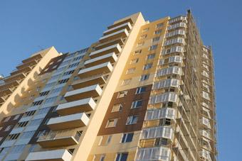 В Калининграде у родственников за долги отобрали 5 квартир