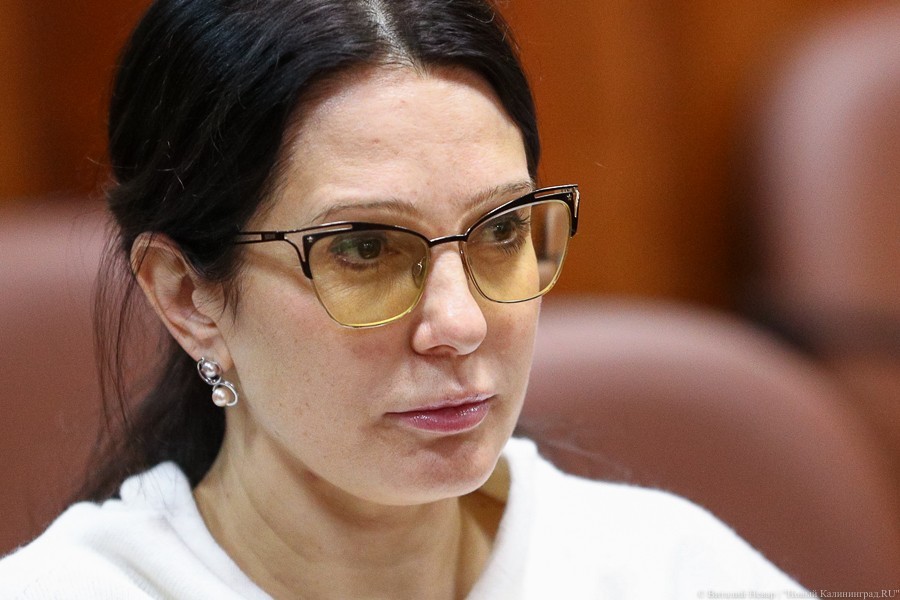 Экс-главврачу калининградского роддома № 4 продлили домашний арест на три месяца