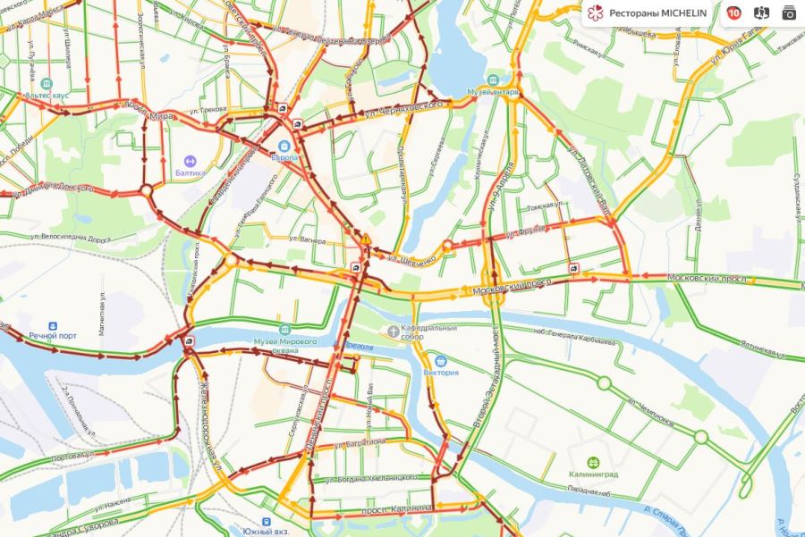 В пятницу вечером Калининград встал в десятибалльных пробках