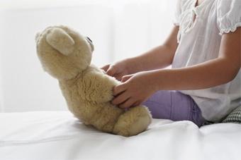 Розетки, углы и не только: безопасность ребёнка в доме