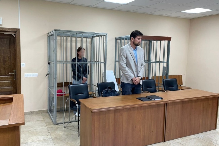 Суд взял под стражу сотрудницу администрации Янтарного из-за подозрений во взятке