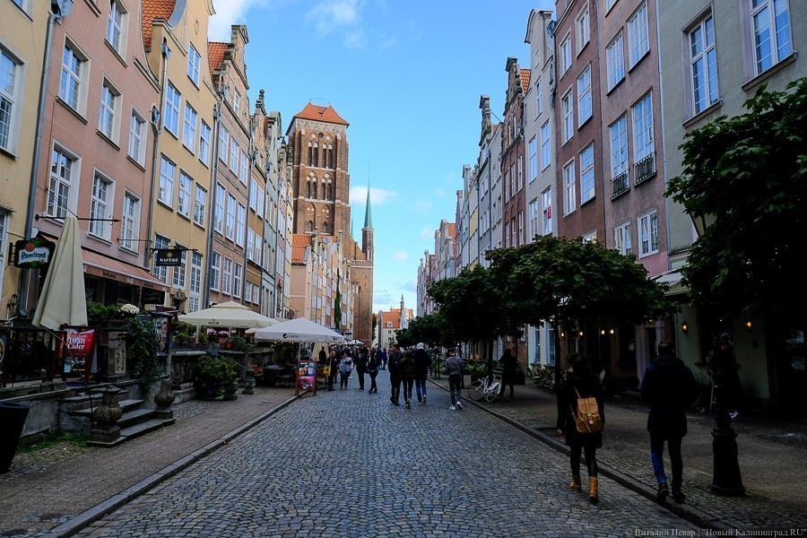В Польше вводят ограничения на передвижение людей из-за коронавируса
