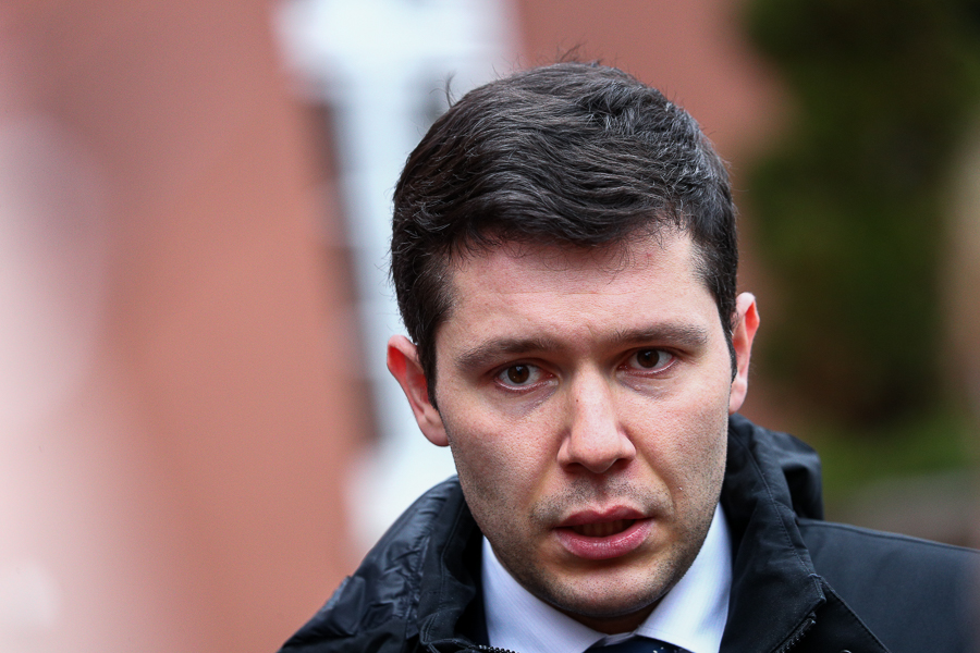 Алиханов прокомментировал возможность отмены выборов губернатора в Калининградской области