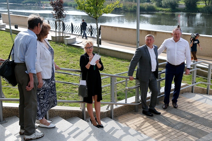 Мэрия отказалась от лифта для колясок на Трибуца из-за воров и поджигателей