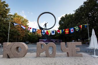 Орган, ковровая дорожка и премьера: открытие фестиваля короткого метра «Короче»