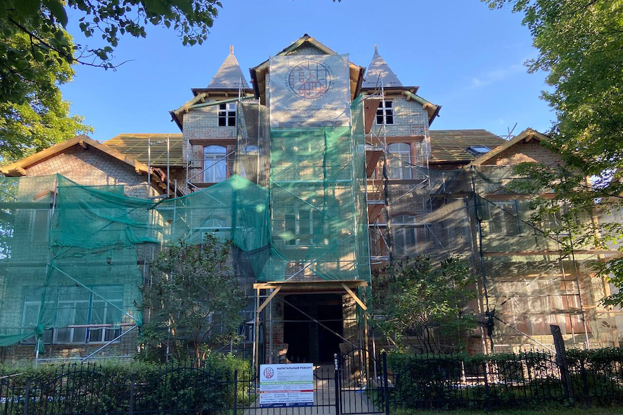 В Зеленоградске восстанавливают исторический квартал в районе улицы Московской (фото)