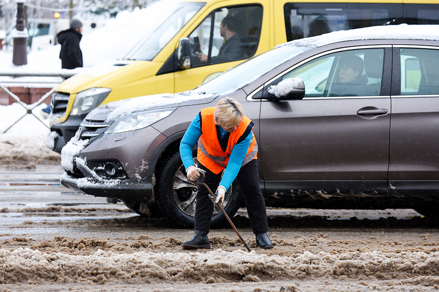 Горвласти наградили директора «Чистоты» грамотой и поблагодарили за уборку снега