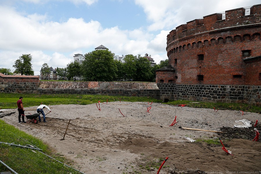 Застройщик заявил о переносе сроков начала работы торговых павильонов у Музея янтаря