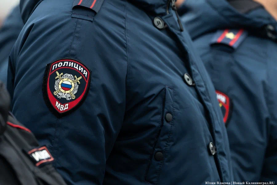 В Зеленоградске задержали троих подростков после нападения на продавца магазина