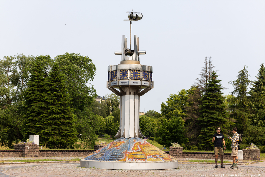 В Калининграде намерены отремонтировать арт-объект «Мировые часы» (фото)