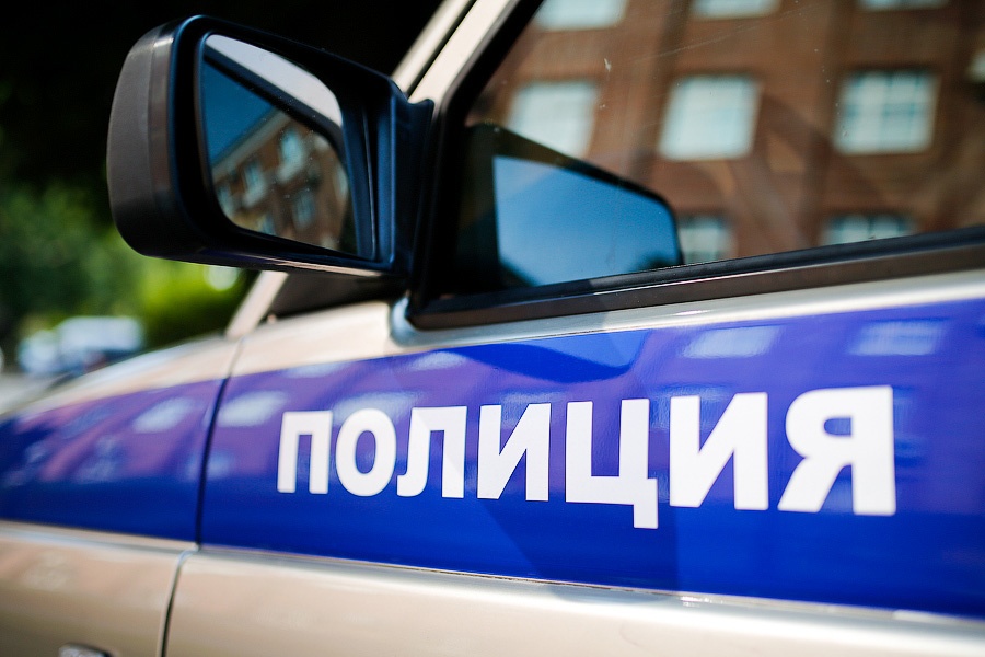 В Калининграде полиция задержала местного жителя за кражи из припаркованных авто