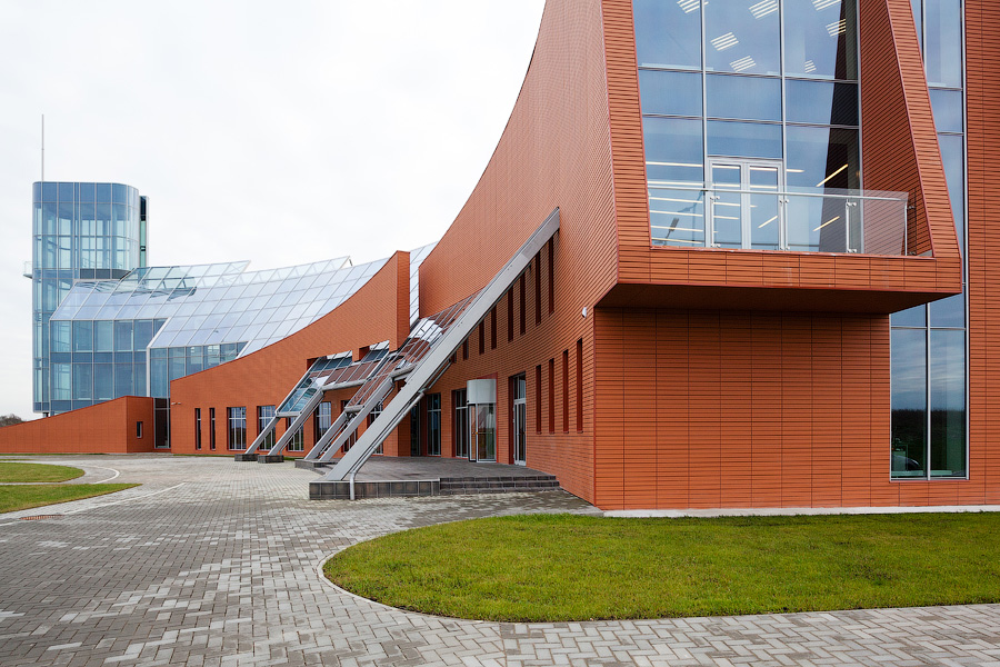 «Ведомости»: GS Group в Гусеве планирует запустить производство российских смартфонов