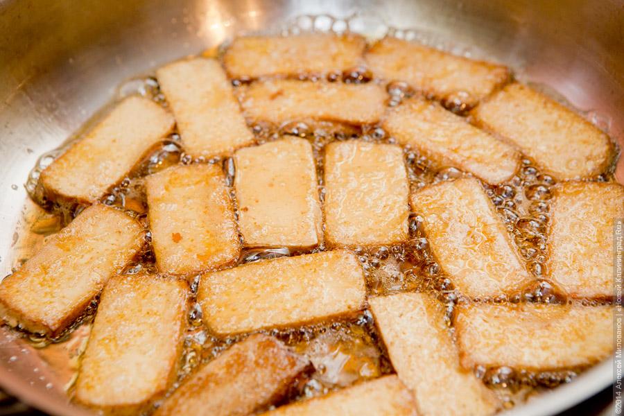 Жареный тофу и яблочный пирог: фуд-трак «Wokруг света» на «Открытой кухне»