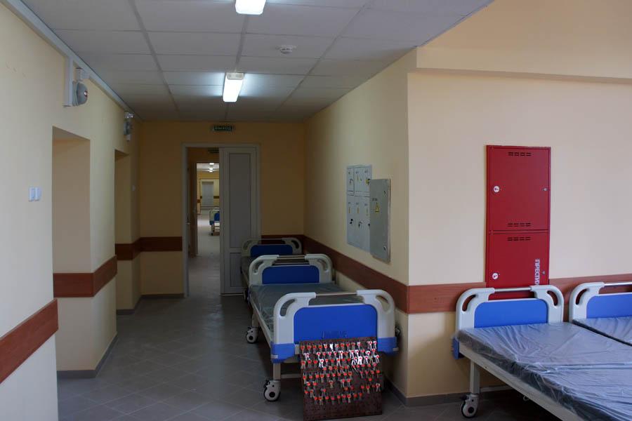 Власти намерены решать проблему дефицита врачей за счёт мер соцподдержки