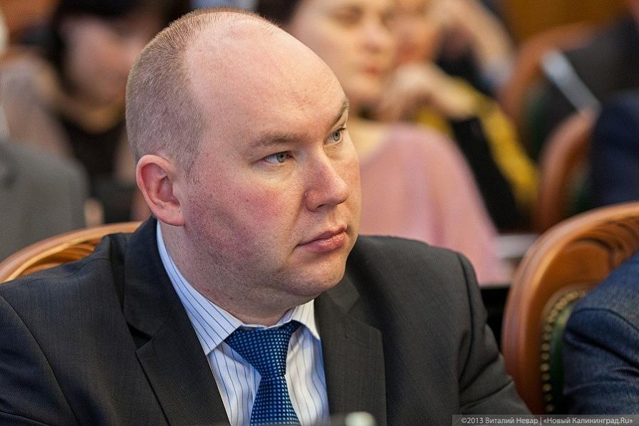 Экс-помощника Цуканова приговорили к 12,5 годам колонии за госизмену