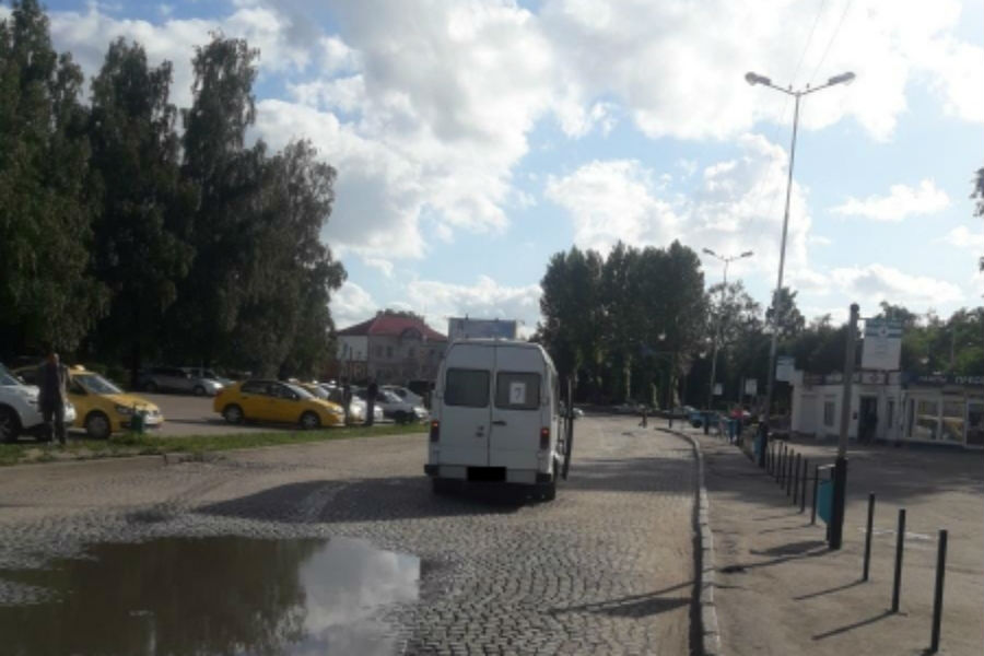 В Черняховске маршрутка сбила двухлетнего ребенка