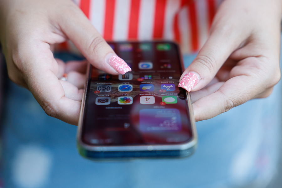 Трусенева: родительские чаты в Viber и WhatsApp закрываются и использоваться не будут