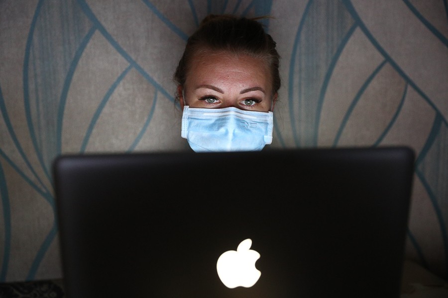 Режим самоизоляции в области оставили в силе