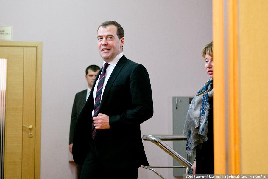 Медведев хочет с осени усилить ответственность за неплатежи в сфере ЖКХ