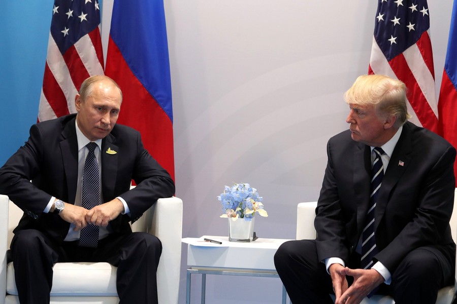 Белый дом: Трамп поддерживает «жесткие» санкции против России