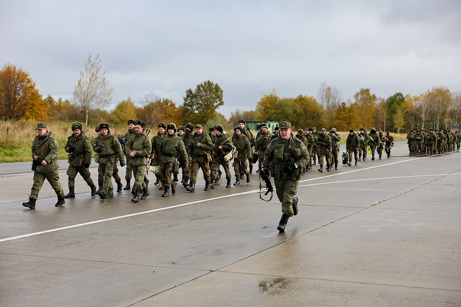 В российском Генштабе обещают не отправлять срочников служить в новые регионы