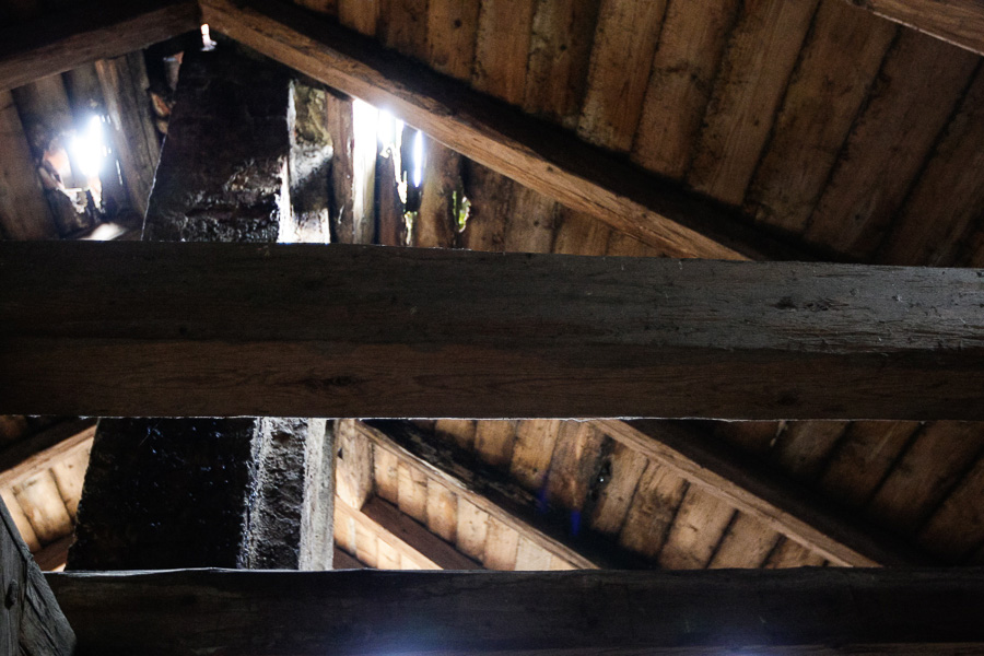 Путин поручил создать ипотечную программу для строительства деревянных домов