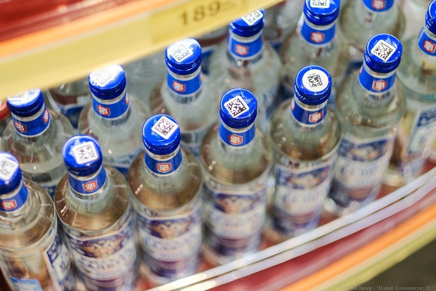 За 2019 год в области из оборота вывели 212 тыс. литров нелегального алкоголя