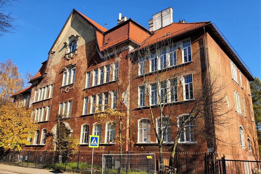 На капремонт фасада бывшей народной школы им. Шиллера не поступило ни одной заявки