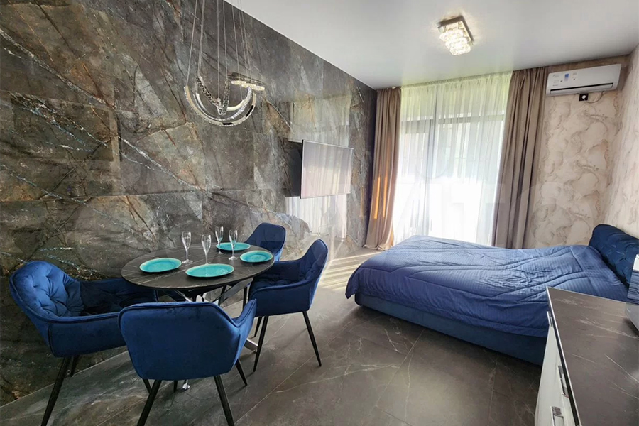 Отпускное настроение и море под боком: топ студий в Зеленоградске в аренду