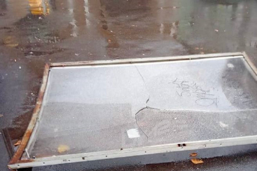 В Калининграде взыскали компенсацию с владельца конструкции, упавшей на пенсионерку