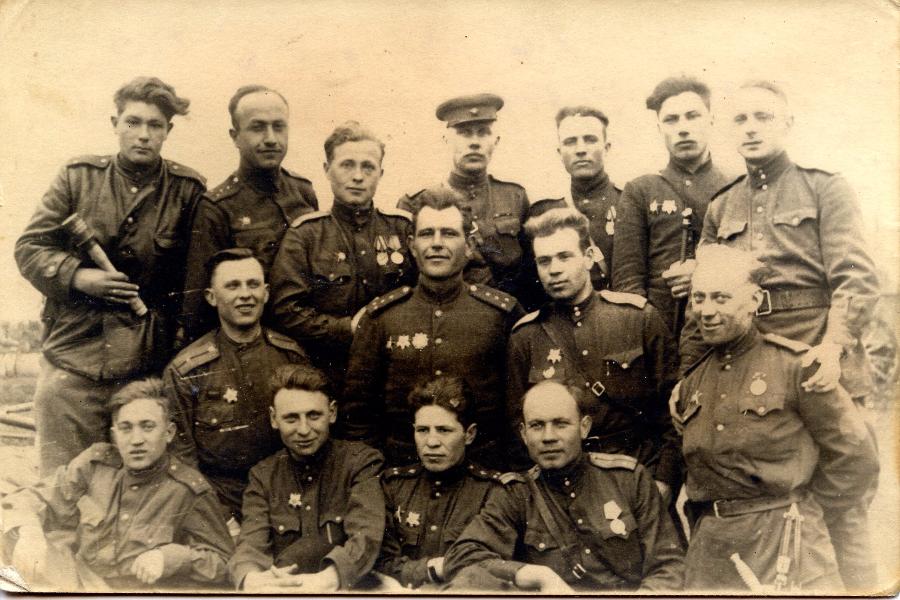 Краеведческий музей объявил сбор фронтовых фотографий из семейных архивов