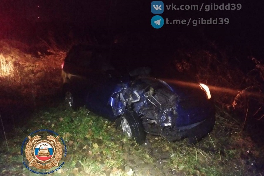 Под Краснознаменском произошло ДТП с пострадавшим из-за открутившегося колеса фуры