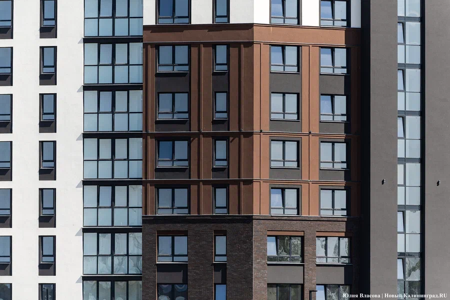 Эксперт назвал долю нераспроданных квартир в новостройках Калининградской области