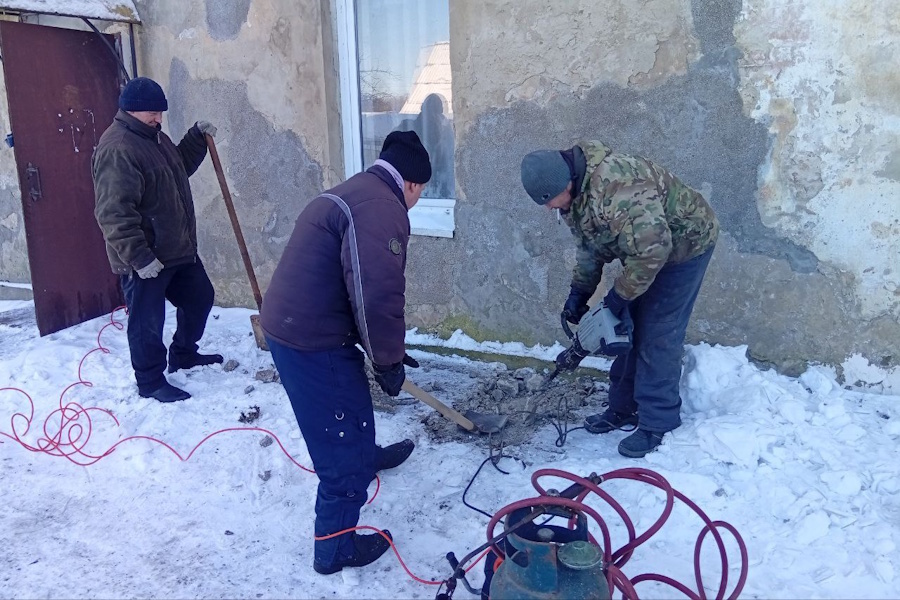 Власти Нестерова об ударе морозов по ЖКХ: «Греем трубы, откапываем водопроводы» (фото)