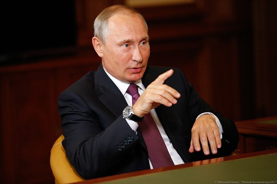 Рейтинг Путина снизился до минимума за 13 лет