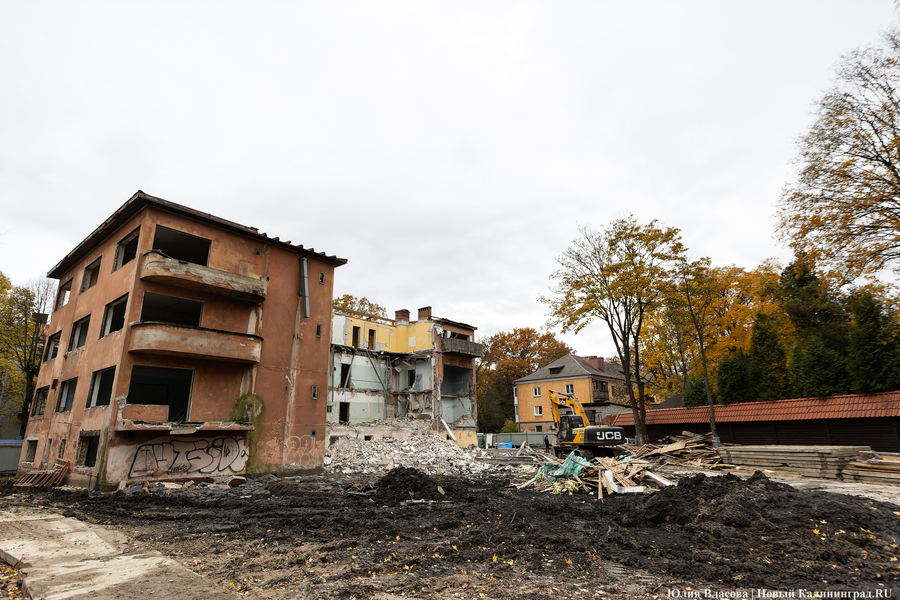 Алиханов о сносе здания поликлиники на ул. Расковой: «Проект реконструкции был публичным»
