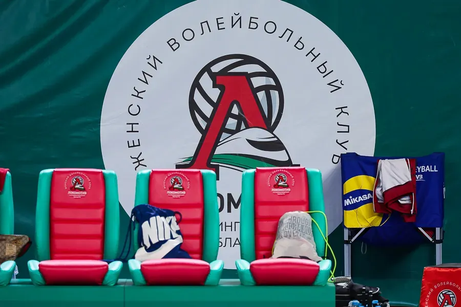 Калининградский «Локомотив» уступил «Ленинградке» в матче волейбольной Суперлиги