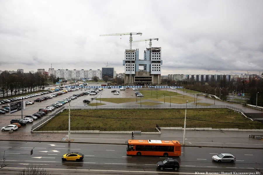 «Сад цветущих деревьев»: что известно о планах на территорию Дома Советов