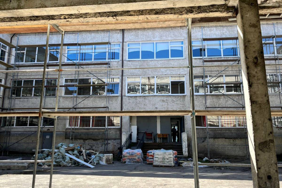 Прокуратура: подрядчик не успевает в срок сделать капремонт школы в Балтийске