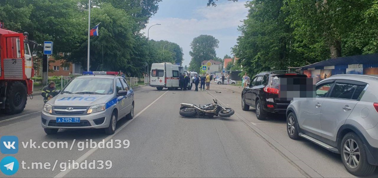 В Балтийске ограничено движение по ул. Ленина из-за смертельного ДТП с пешеходом (фото)