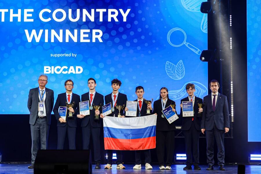 Калининградский школьник завоевал золото на естественно-научной олимпиаде (фото)