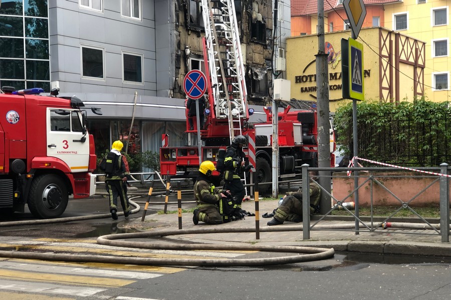В горевшем в Калининграде отеле «Мартон Палас» было зарегистрировано более 120 человек (видео)