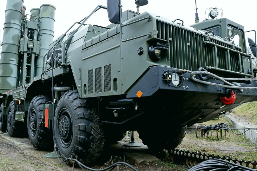 В ходе учений зенитно-ракетные системы Балтфлота С-300 уничтожили условных нарушителей
