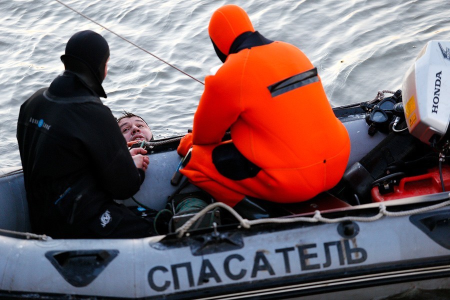 МЧС подключилось к поискам тела утонувшего под Балтийском 19-летнего юноши
