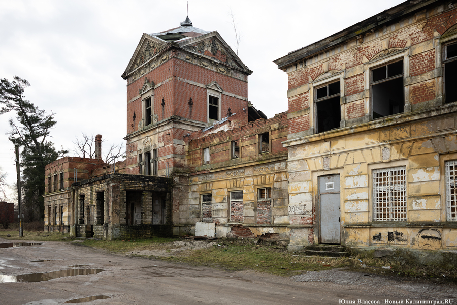 В Гвардейском районе снова выставлена на продажу усадьба Парненен (фото)